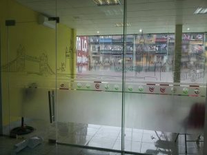 Dan Decal mờ văn phòng 4